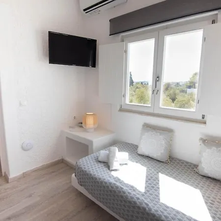 Paros Cycladic Haven - Fully Equipped & Cozy Bed & Breakfast *